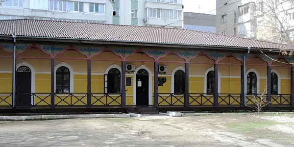 Мастерская художника «Золотая кисть Алима Усеинова»