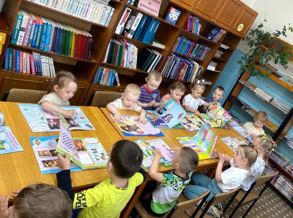 Час периодики «Листайте нас, читайте нас»