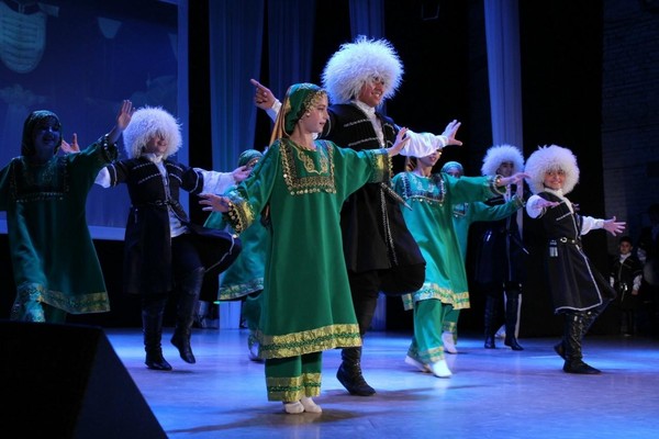 Программа «В танцевальных ритмах»