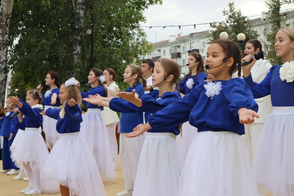 Творческий вечер «Ритмы лета»