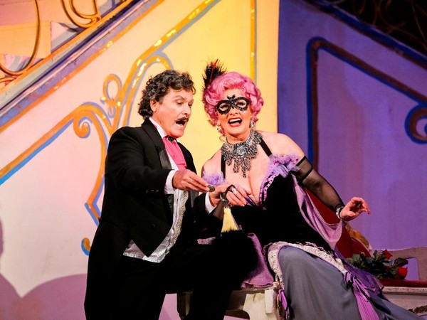 Летучая мышь