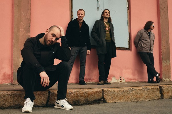 Фузз и Дружба: Причал, 100 Собак, Skimist