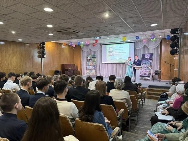Литературная программа «Читаем Тукая вместе / Тукайны бергәләп укыйбыз»