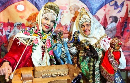 «В гостях у Петрушки». Спектакль-былина «Святой Георгий и Змей»