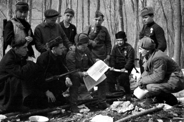 Тематическая беседа «Партизанское движение в годы Великой Отечественной войны»