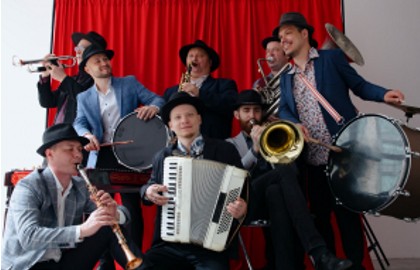Оркестр «Balkanimans band»