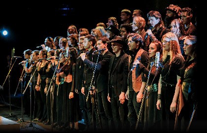 Хор имени Жоржа Брассенса. «Chanter encore et toujours», «Петь снова и всегда»