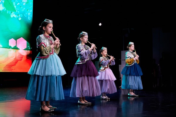 Мастер-класс по игре на курае и концерт от студии кураистов «Əллyки»