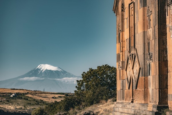 Арагац, Амберд и Сагмосаванк — из Еревана