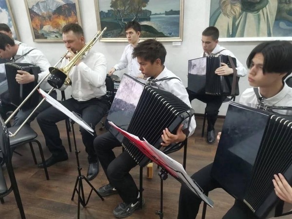 Программа «Звезды иркутской земли в космосе и кинематографе»
