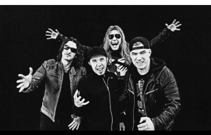 Metal Maniacs (Metallica Tribute)