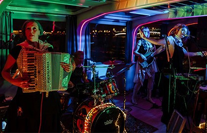 Группа «Ива Нова». Этно-экстрим на теплоходе