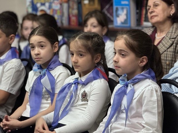 Поэтический час «Мы в гости к Пушкину спешим»