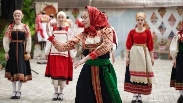 Фестиваль-конкурс «Русский костюм в наследии земли Смоленской»