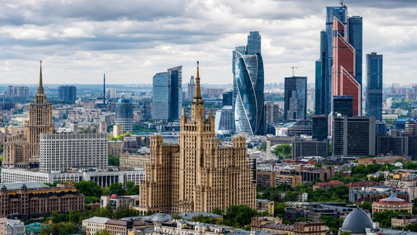 Стендап на крыше. С видом на Москва-Сити