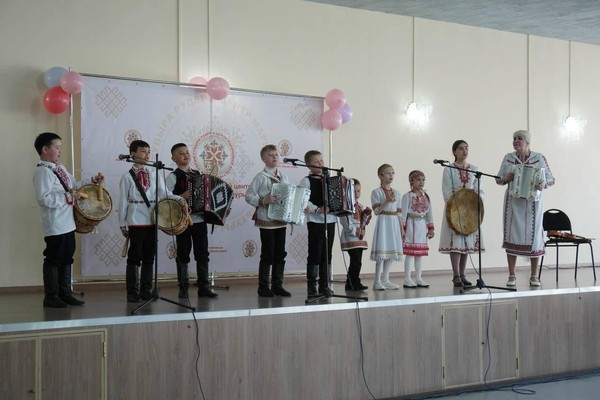 «Пеледыш пайрем» («Праздник цветов»)