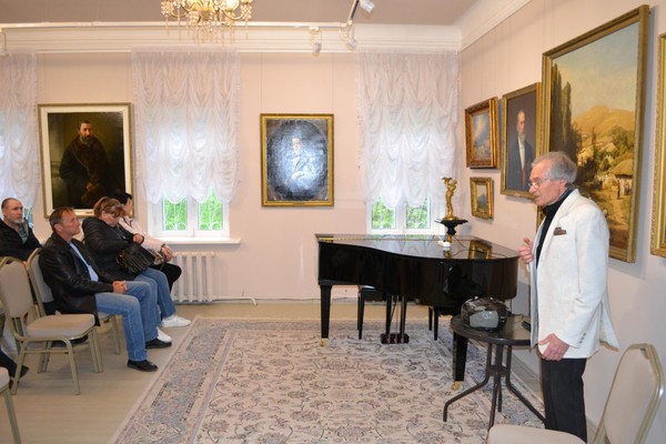 Программа «Листая Пушкина страницы»