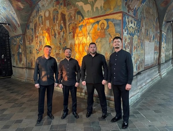 Концерт «А душа белой лебедью...»