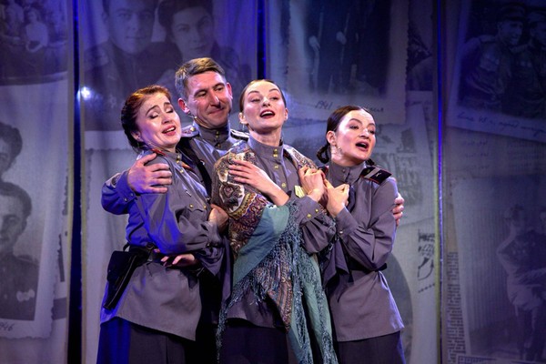 Спектакль «До свидания, девочки!»