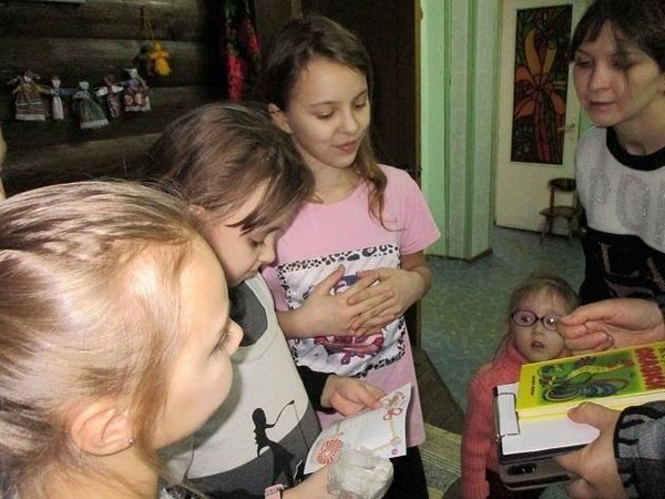 Познавательно-игровая программа «Там, на неведомых дорожках»