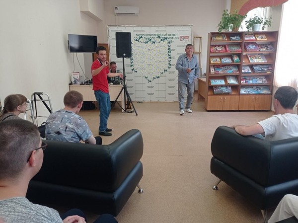 Концертная программа«Любовью дорожить умейте»