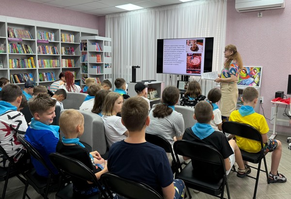 Час интересных сообщений «От карамельки до шоколадки»