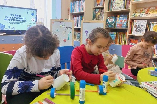 Познавательная беседа «Как растения пьют воду?»