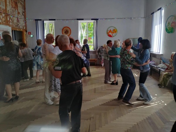 Вечер отдыха «Миром правит любовь»