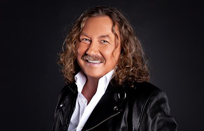 Игорь Николаев