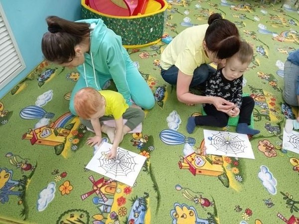 Познавательно-развлекательный час «Книжные друзья»