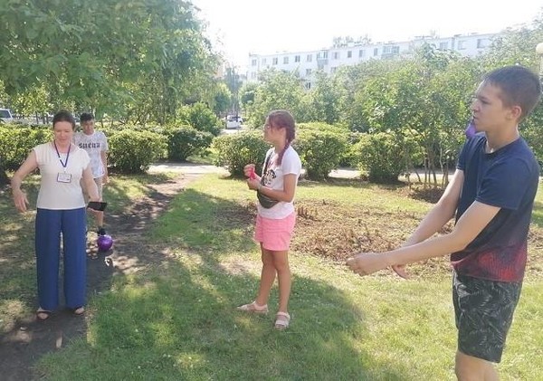 Игровая программа «Путешествие в мир фольклора»