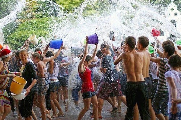 Культурный час «Армянский праздник воды»