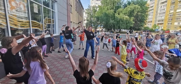 Игровая программа «Вместе веселее»