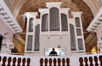 Шедевры мирового органа при свечах