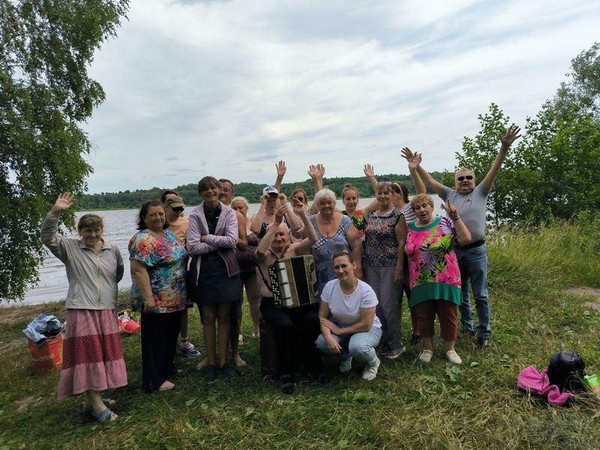 Спортивная развлекательная программа «Волга нас зовет в поход!»