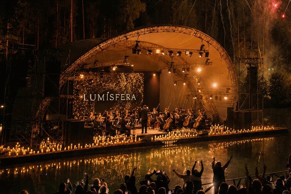 Lumisfera. Музыка под звёздами при свечах
