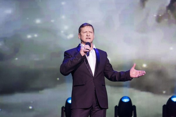 Театрализованный концерт «Я подарю тебе песню»