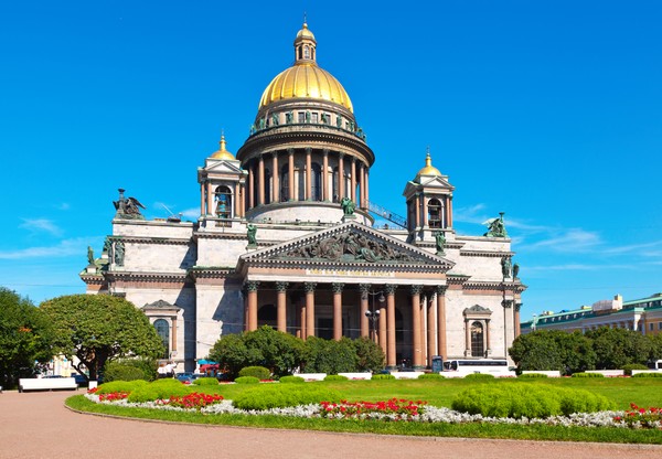 По историческому центру Петербурга и Петропавловской крепости