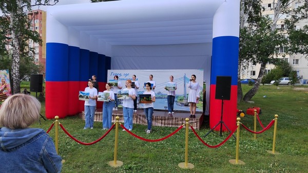 Праздничная программа «Город ждет-нас зовет!»