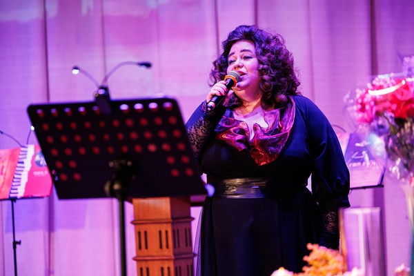 Неоклассика Владимира Преснякова-старшего в новеллах Ирины Паркер. Вечер при свечах