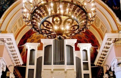 Орган при свечах: парижские прогулки и история Кармен