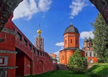 Никита Брусиловский. Петровка: магазины, театры и церкви