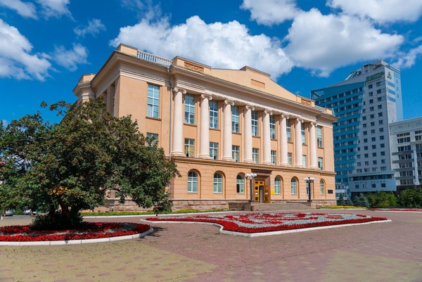 Книжный сад в Публичной библиотеки