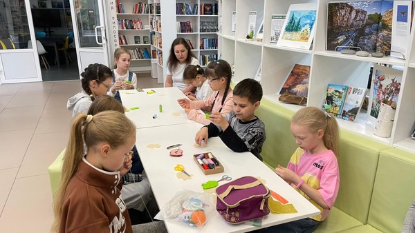 Творческое занятие «Фетровые сказки. Питон»