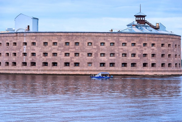 Форт Константин. Морская прогулка. Остров фортов