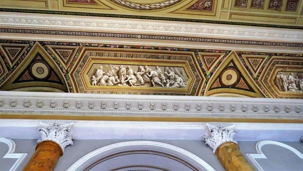 Экскурсия «Прогулка сквозь века: Бронзовый дворец канцлера А. А. Безбородко»