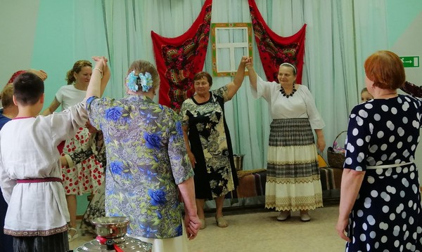 Программа «Шире круг»