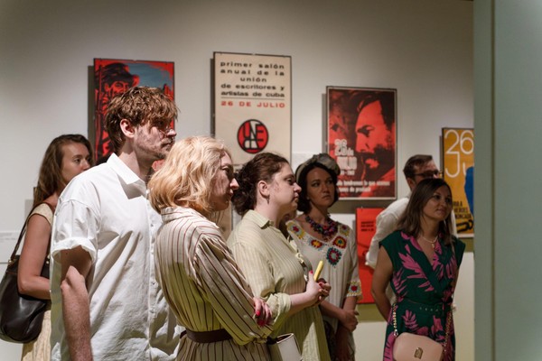 Кураторская экскурсия по выставке «Кубинский плакат. 1950–1970-е. Кино и революция»