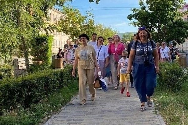 Пешеходная экскурсия «Город водной стихии»