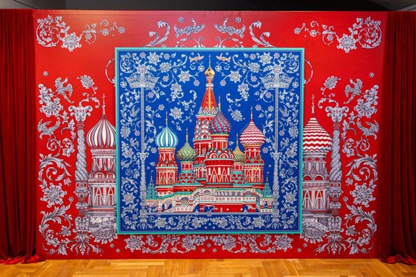 Выставка «Русские в моде»